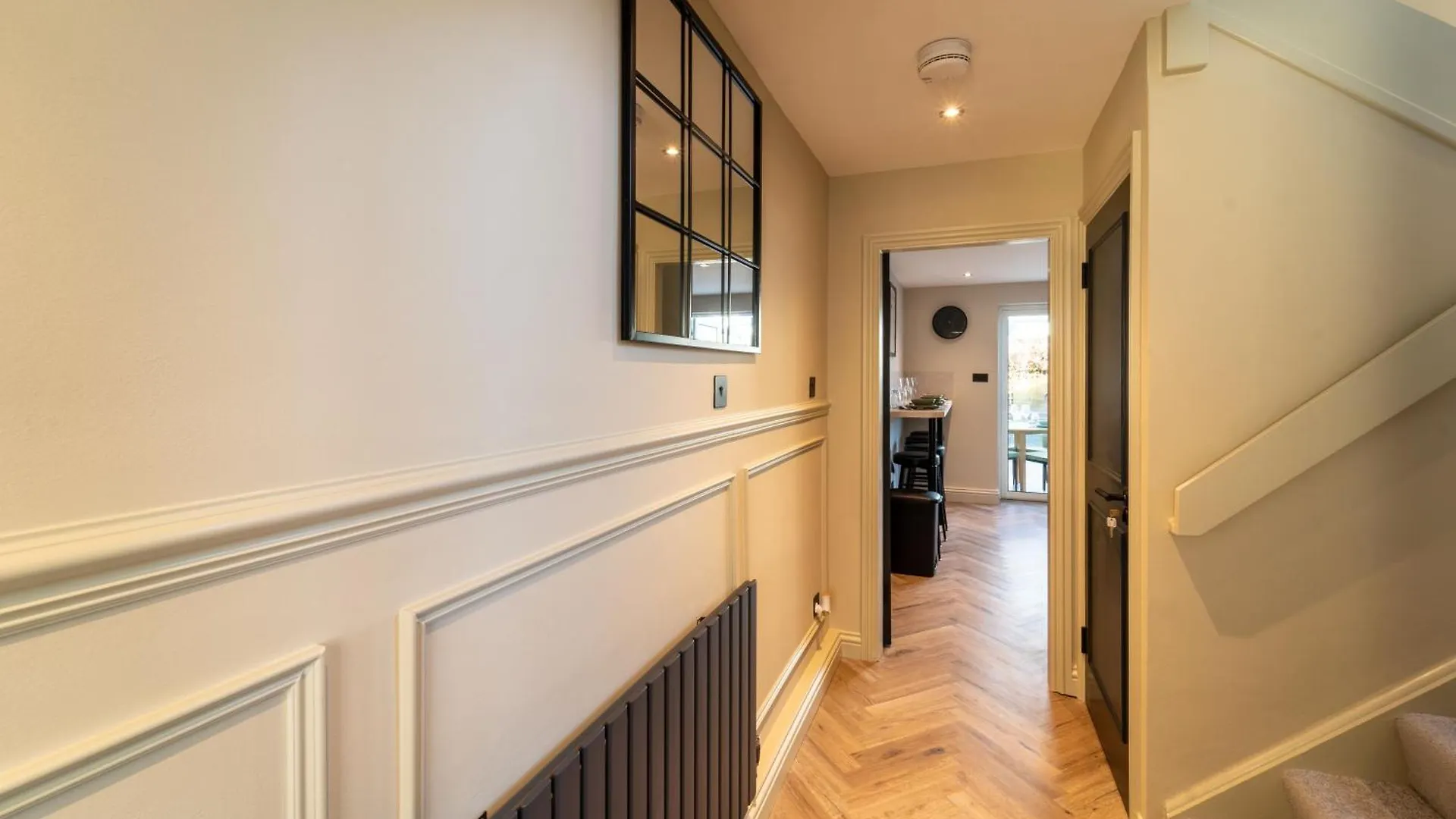 Spacious Town House Sleeps 8, Bath Road Cheltenham Holiday home