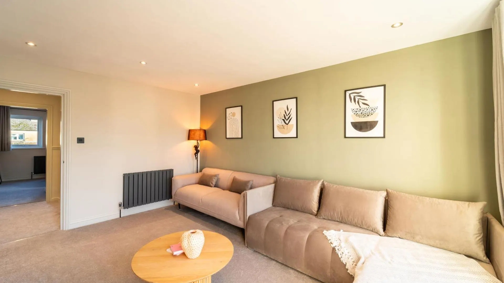 Spacious Town House Sleeps 8, Bath Road Cheltenham